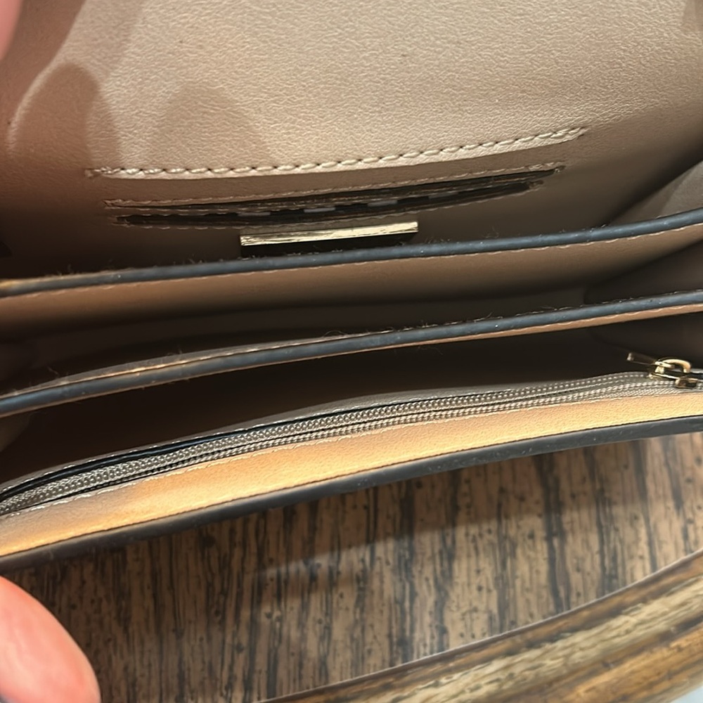 Bag - Picture 2 of 2